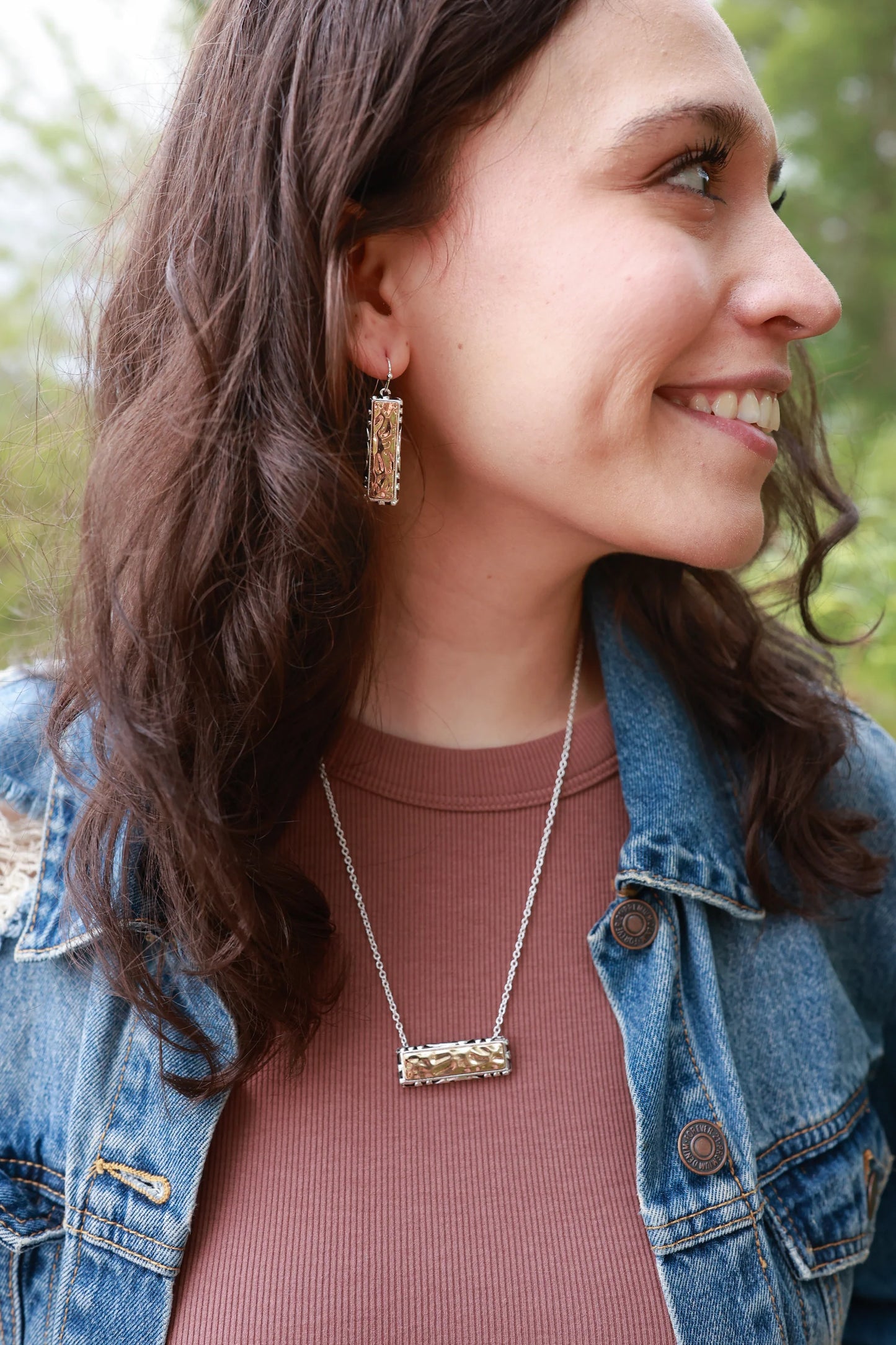 The Sunset Horizon Hammered Bar Necklace